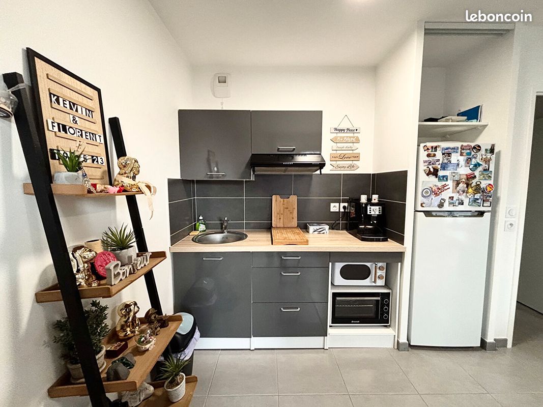 découvrez nos services de rénovation de cuisine à émerainville pour transformer votre espace en un lieu moderne et fonctionnel. qualité et savoir-faire garantis.