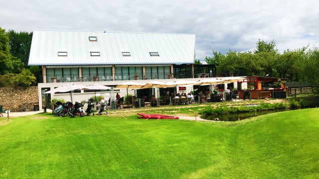 découvrez nos services de rénovation de cuisine à le tremblay-sur-mauldre pour transformer votre espace en un lieu moderne et fonctionnel. expertise locale et conseils personnalisés.