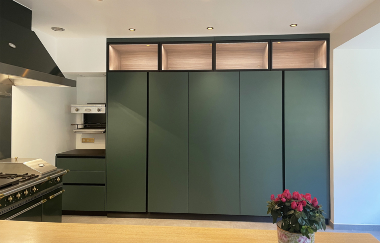 expert en rénovation de cuisine à neuilly-en-vexin, nous transformons votre espace avec des solutions sur mesure, alliant design et fonctionnalité. contactez-nous pour un devis personnalisé.