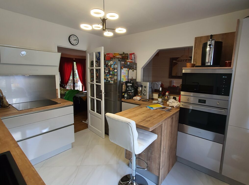 renovation cuisine perray en yvelines 2 expert en rénovation de cuisine à perray-en-yvelines, nous transformons votre espace culinaire avec des solutions sur mesure, alliant design et fonctionnalité.