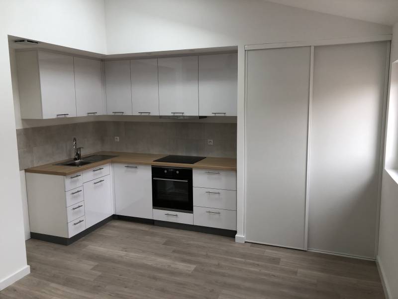 découvrez nos services de rénovation de cuisine à puiselet-le-marais pour transformer votre espace en un lieu moderne, fonctionnel et convivial.