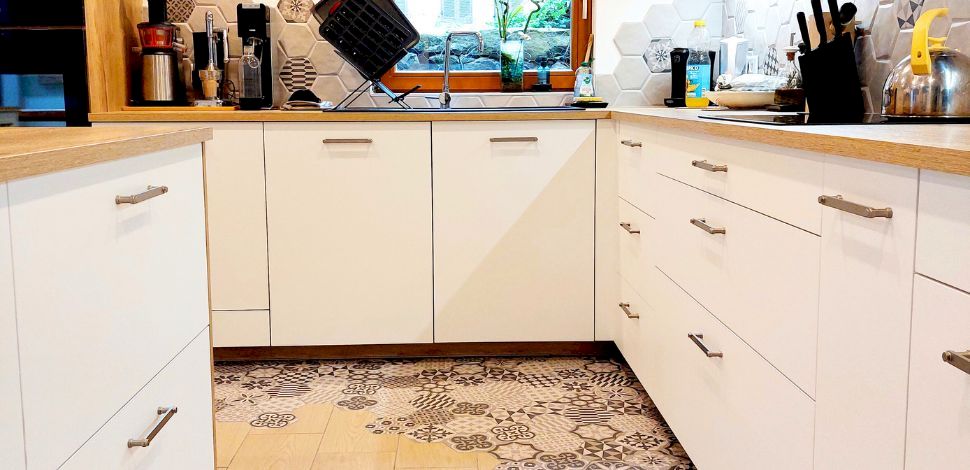 découvrez des conseils pratiques pour réussir la rénovation de votre cuisine à saint-brice. améliorez votre espace avec nos astuces et idées adaptées à vos besoins.