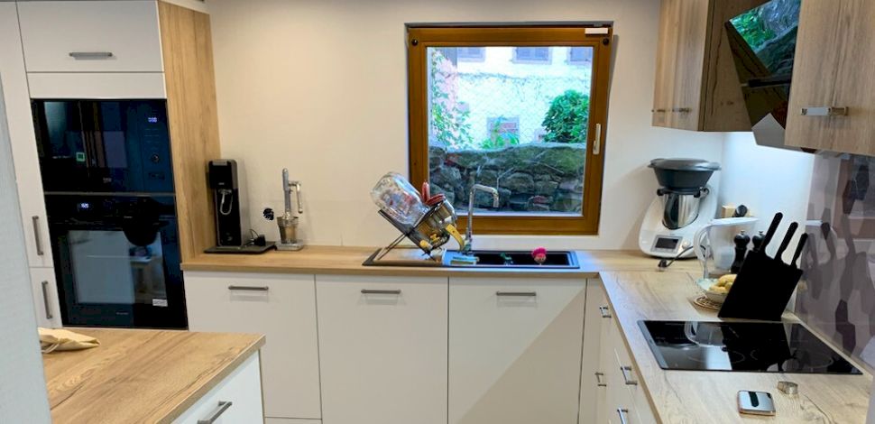 expert en rénovation de cuisine à saint-escobille : transformez votre espace avec des solutions sur mesure alliant design et fonctionnalité.