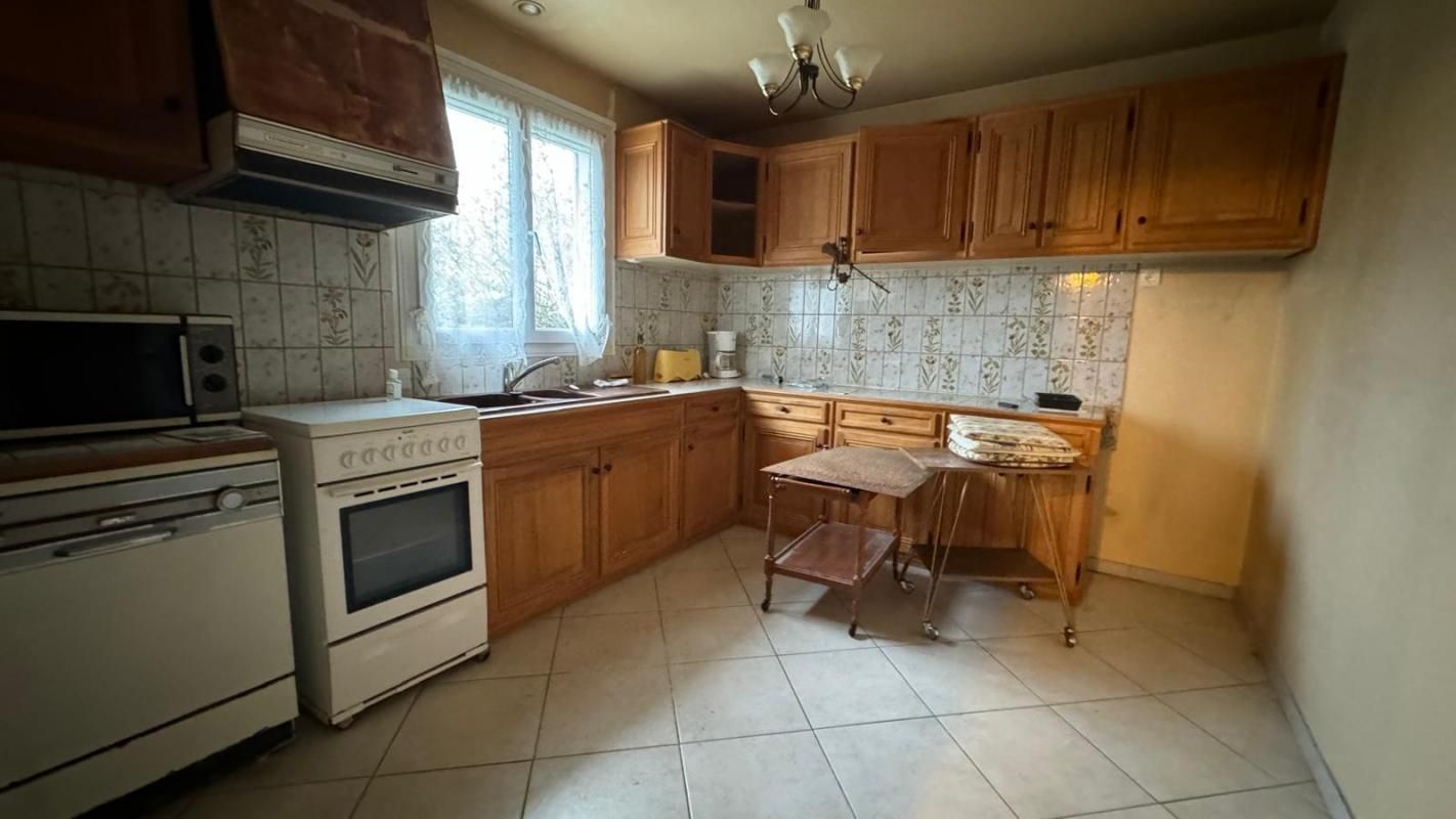 expert en rénovation de cuisine à saint-germain-lès-corbeil, nous transformons votre espace culinaire avec des solutions sur mesure, modernes et fonctionnelles. contactez-nous pour un devis personnalisé.