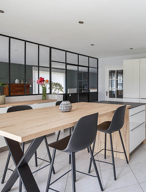 découvrez nos conseils et idées pour une rénovation de cuisine tendance et fonctionnelle, alliant design moderne et praticité au quotidien.