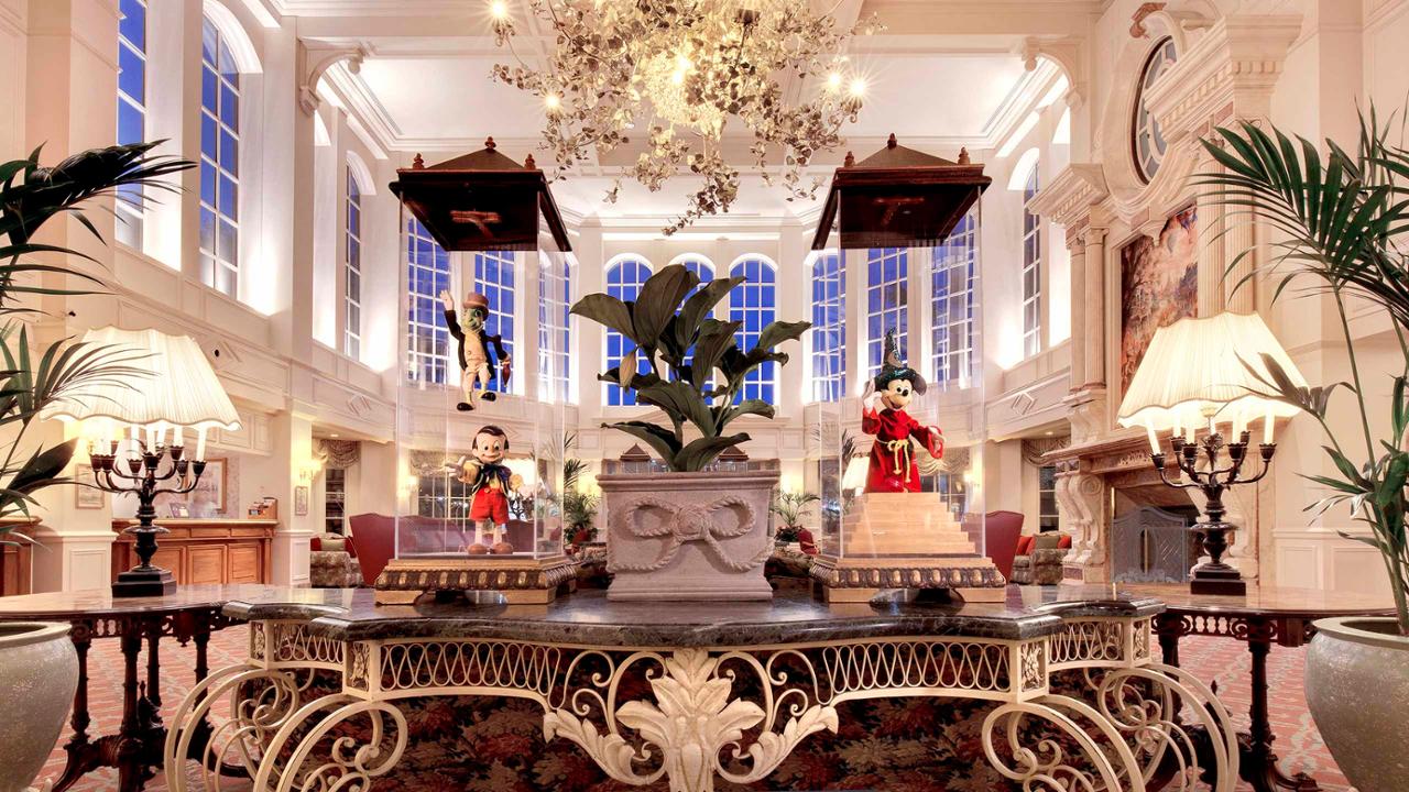 découvrez en 5 jours toutes les nouveautés de la rénovation de disneyland paris, avec des attractions repensées, des décors améliorés et une expérience magique renouvelée.