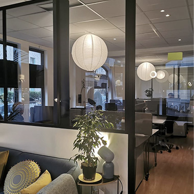 découvrez nos services de rénovation d'espaces à paris pour transformer votre intérieur avec style et modernité. expertise, qualité et satisfaction garanties.