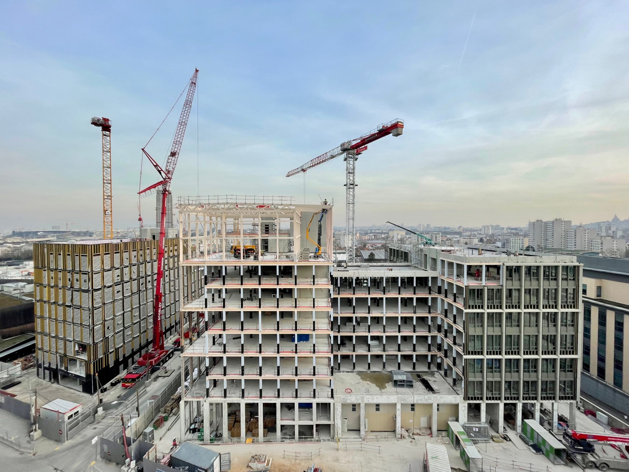 expert en rénovation d'habitat en île-de-france, nous transformons votre maison avec des solutions sur mesure pour un confort optimal et un style moderne.