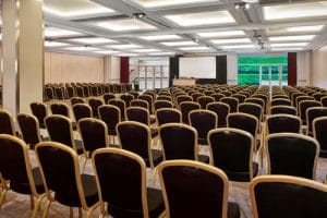 découvrez la rénovation du hyatt regency paris étoile, alliant modernité et élégance pour un séjour inoubliable au cœur de la capitale française.