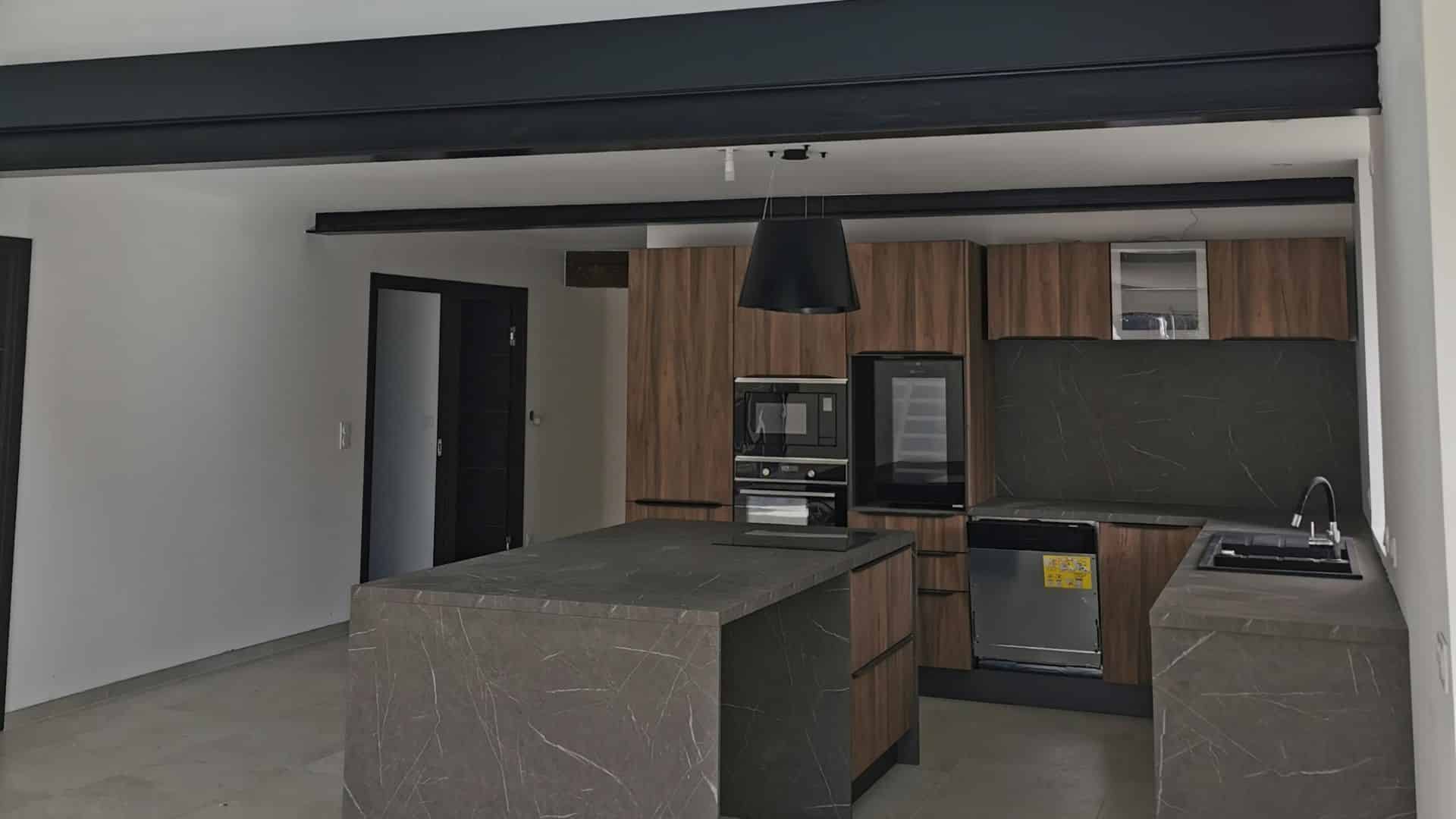 spécialistes en rénovation intérieure à angers, nous transformons vos espaces avec expertise et qualité. devis personnalisé et travaux garantis.