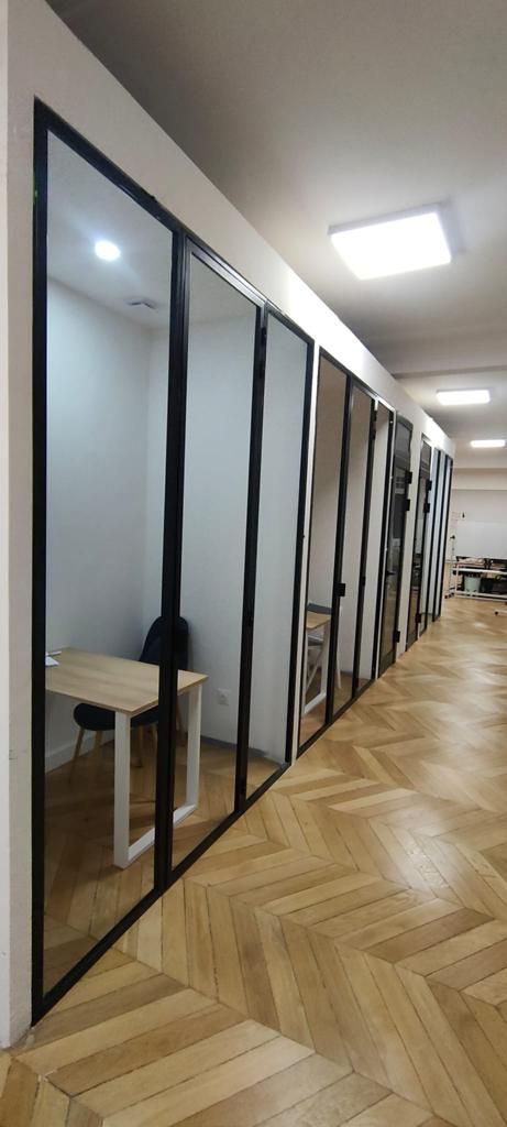 experts en rénovation de locaux d'entreprise à paris, nous transformons vos espaces professionnels pour allier fonctionnalité et design moderne.