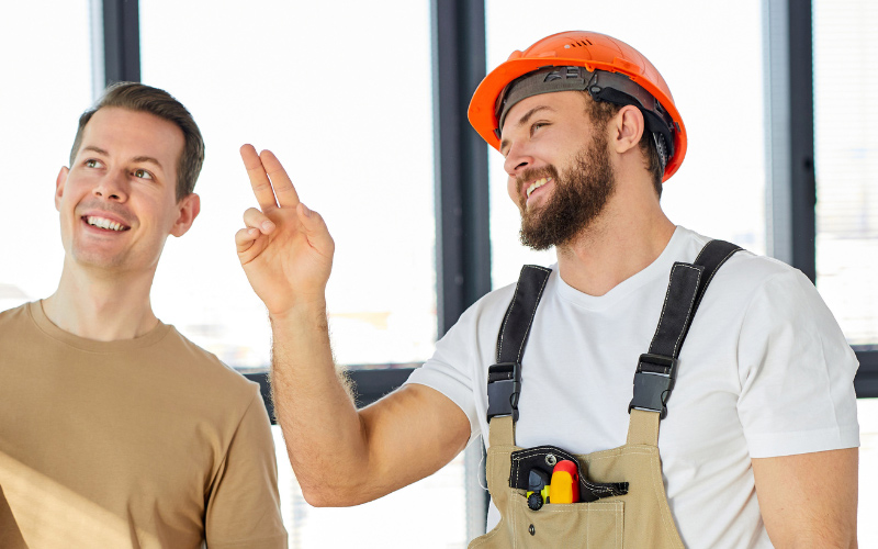 découvrez comment la rénovation de vos locaux professionnels peut booster votre activité en améliorant l'espace de travail, attirant plus de clients et augmentant la productivité.