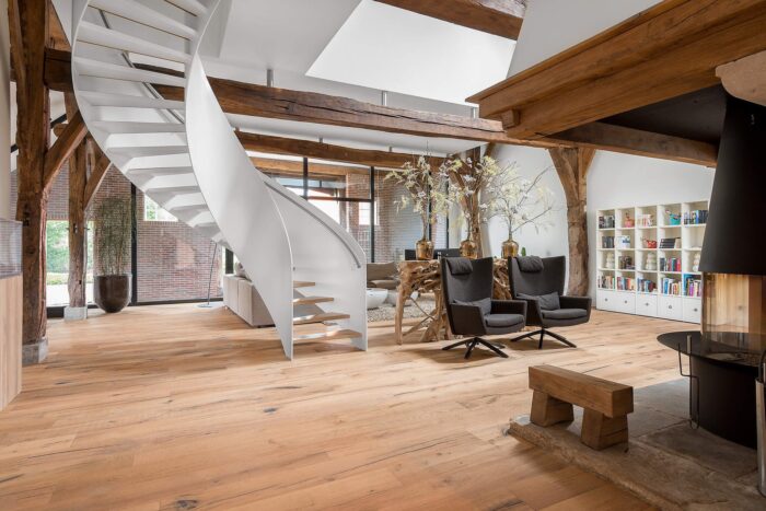 découvrez les prix de rénovation pour une longère et obtenez des conseils pour réussir vos travaux tout en respectant votre budget.