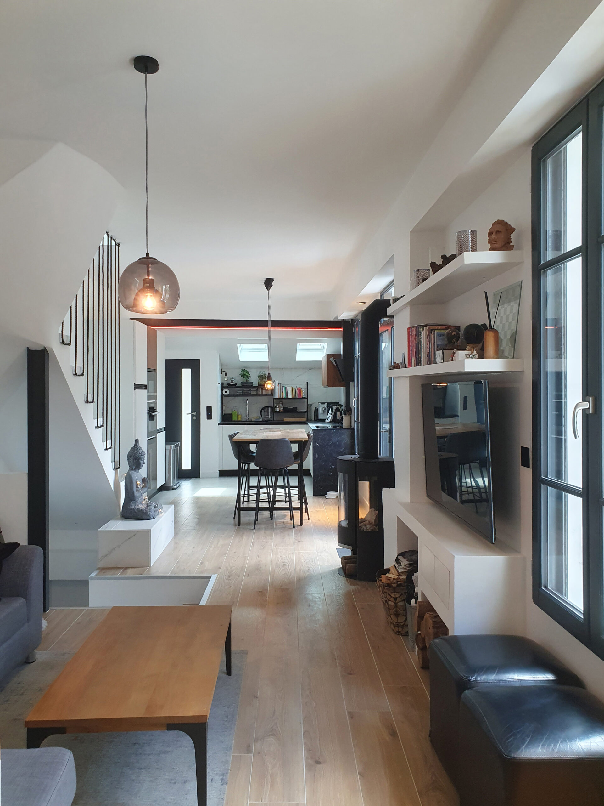 expert en rénovation de maison dans le 92, nous proposons des solutions sur-mesure pour transformer votre intérieur selon vos envies et besoins.