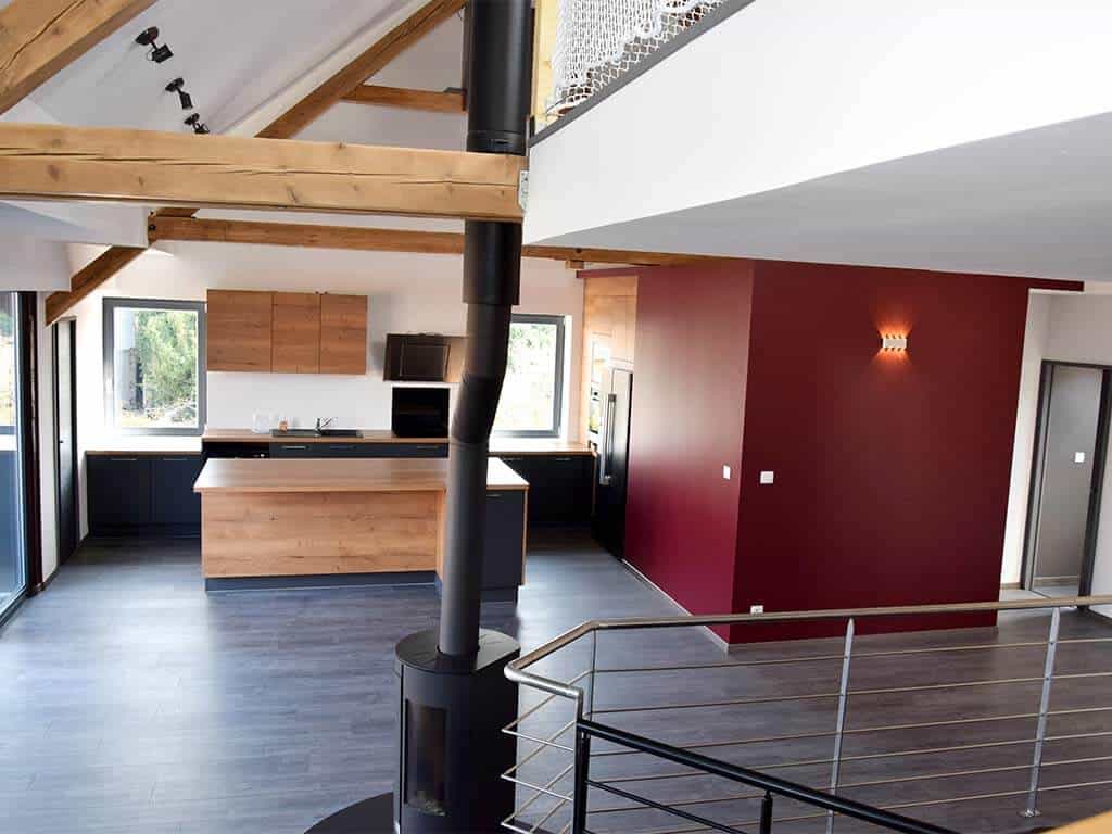 découvrez nos astuces pratiques pour réussir la rénovation de votre maison et transformer votre intérieur avec succès.