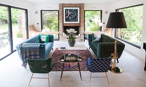 découvrez notre service de rénovation maison clé en main : de la conception à la réalisation, profitez d'un projet sans souci et d'un résultat à la hauteur de vos attentes.