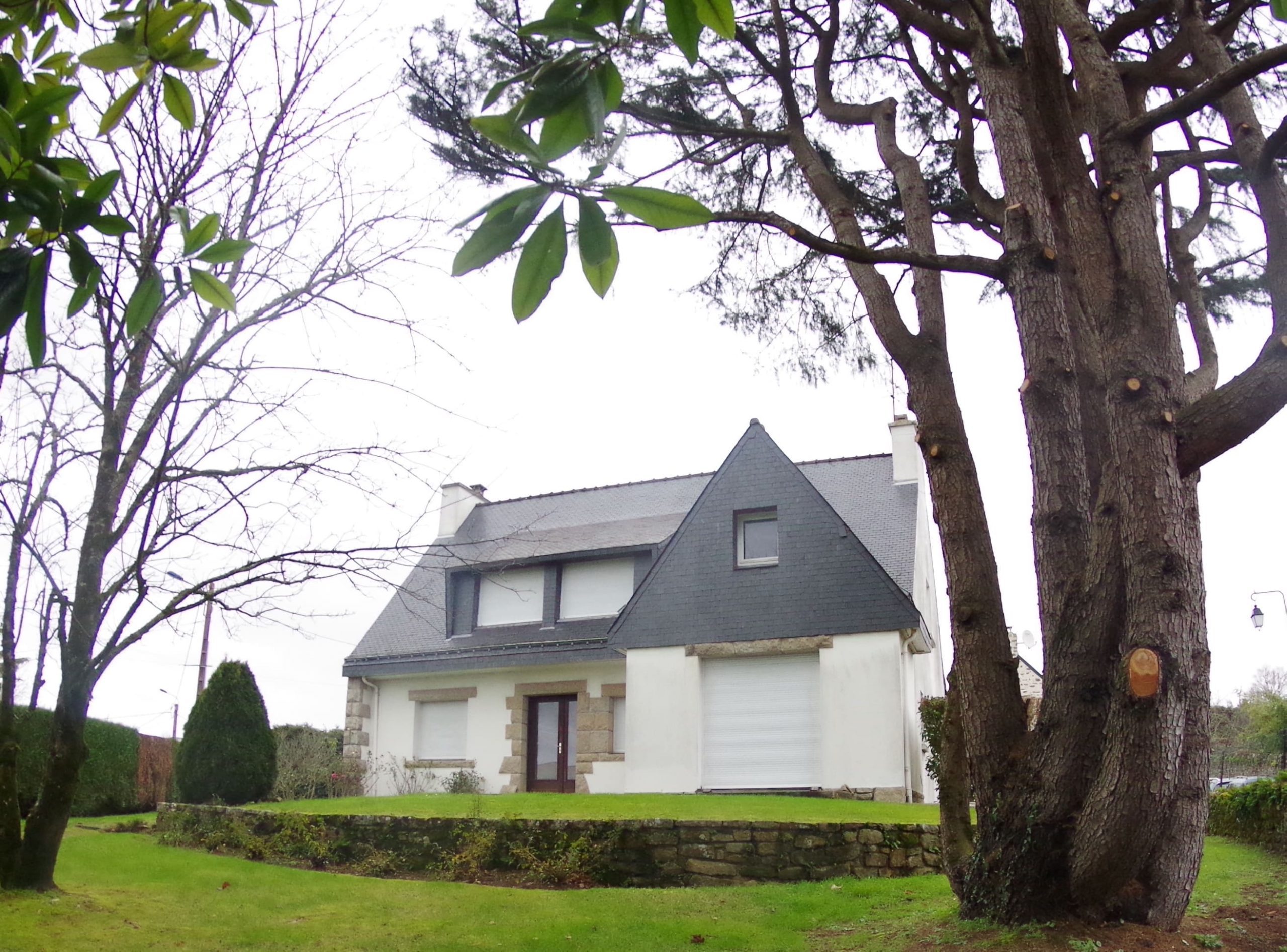 découvrez nos solutions de rénovation pour maison néo-bretonne alliant charme traditionnel et design moderne. modernisez votre habitat tout en préservant son caractère unique.