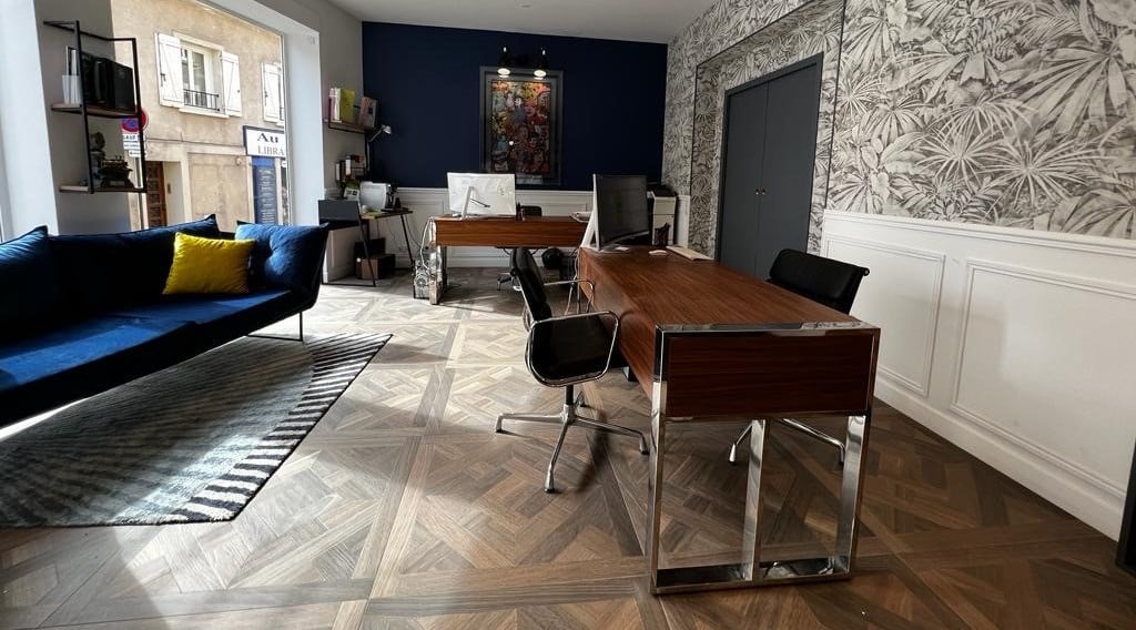 confiez la rénovation de votre maison à des experts qualifiés pour un résultat impeccable, durable et personnalisé selon vos besoins.