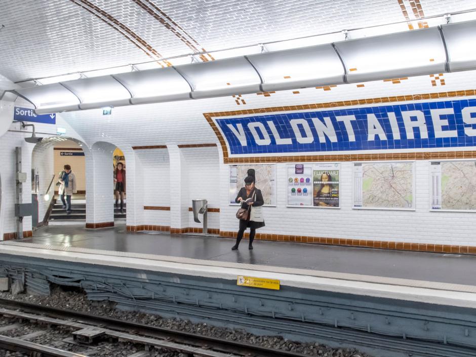 découvrez les projets de rénovation du métro parisien prévus pour 2025, améliorant confort, sécurité et accessibilité dans l'ensemble du réseau.