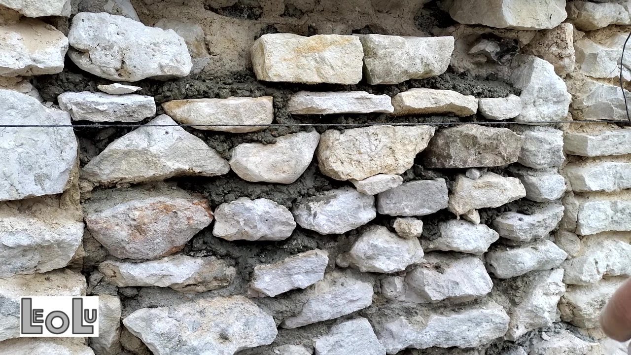 découvrez nos solutions expertes pour la rénovation des murs en pierre extérieure, alliant authenticité et durabilité pour sublimer votre façade.