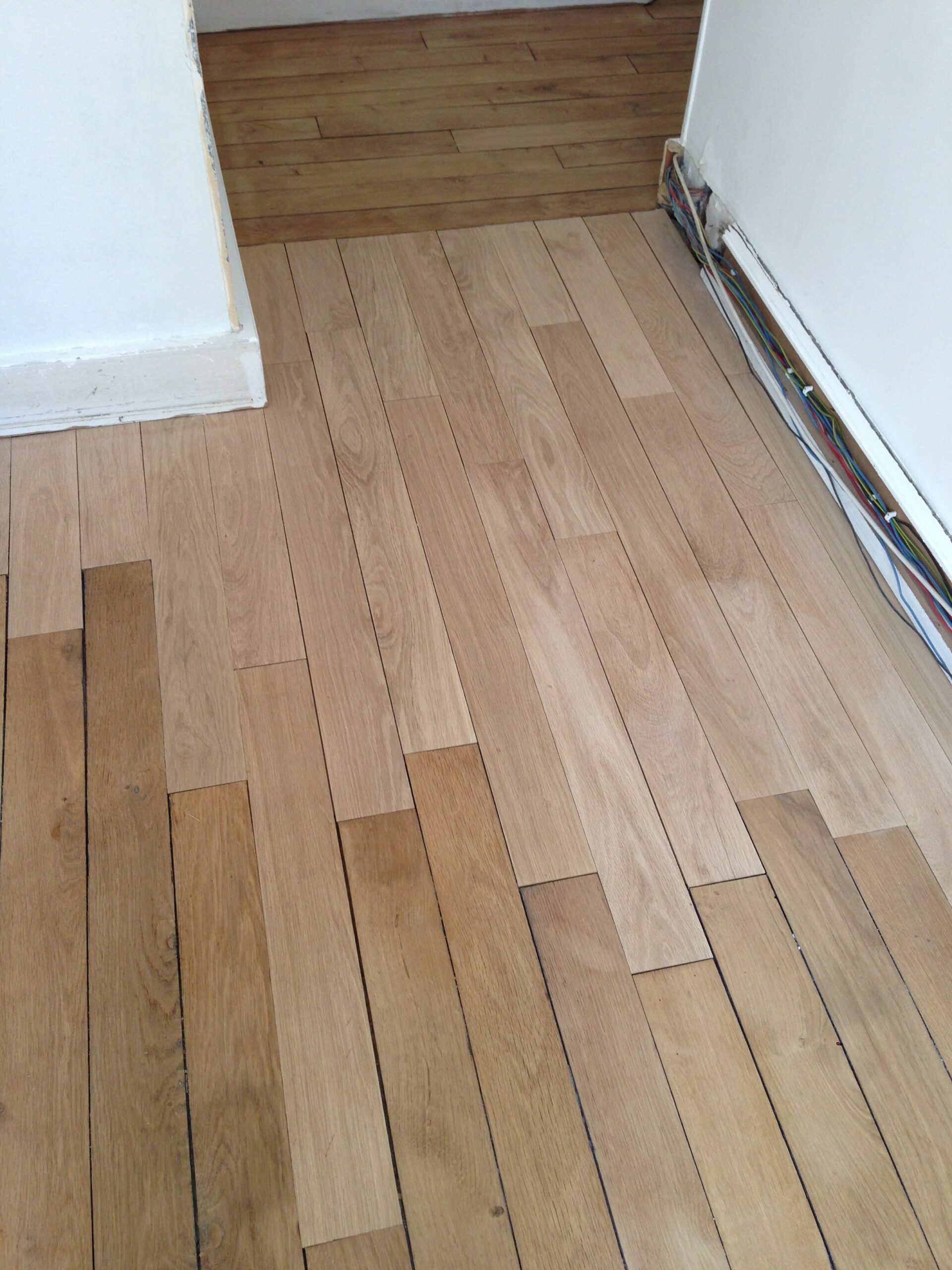 expert en rénovation de parquet à paris 10, nous redonnons vie à vos sols avec des techniques professionnelles et un savoir-faire artisanal. qualité et satisfaction garanties.