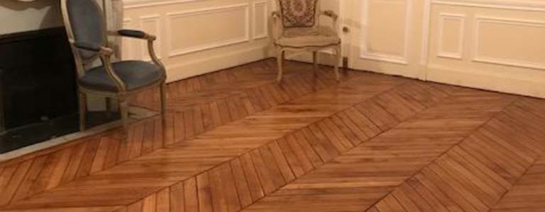 expert en rénovation de parquet à paris 13, nous redonnons éclat et durabilité à vos sols avec des techniques professionnelles adaptées à tous types de bois.