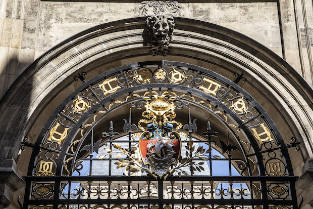 découvrez la rénovation partielle du musée carnavalet dans le 3e arrondissement de paris, alliant histoire et modernité pour une expérience culturelle enrichie.