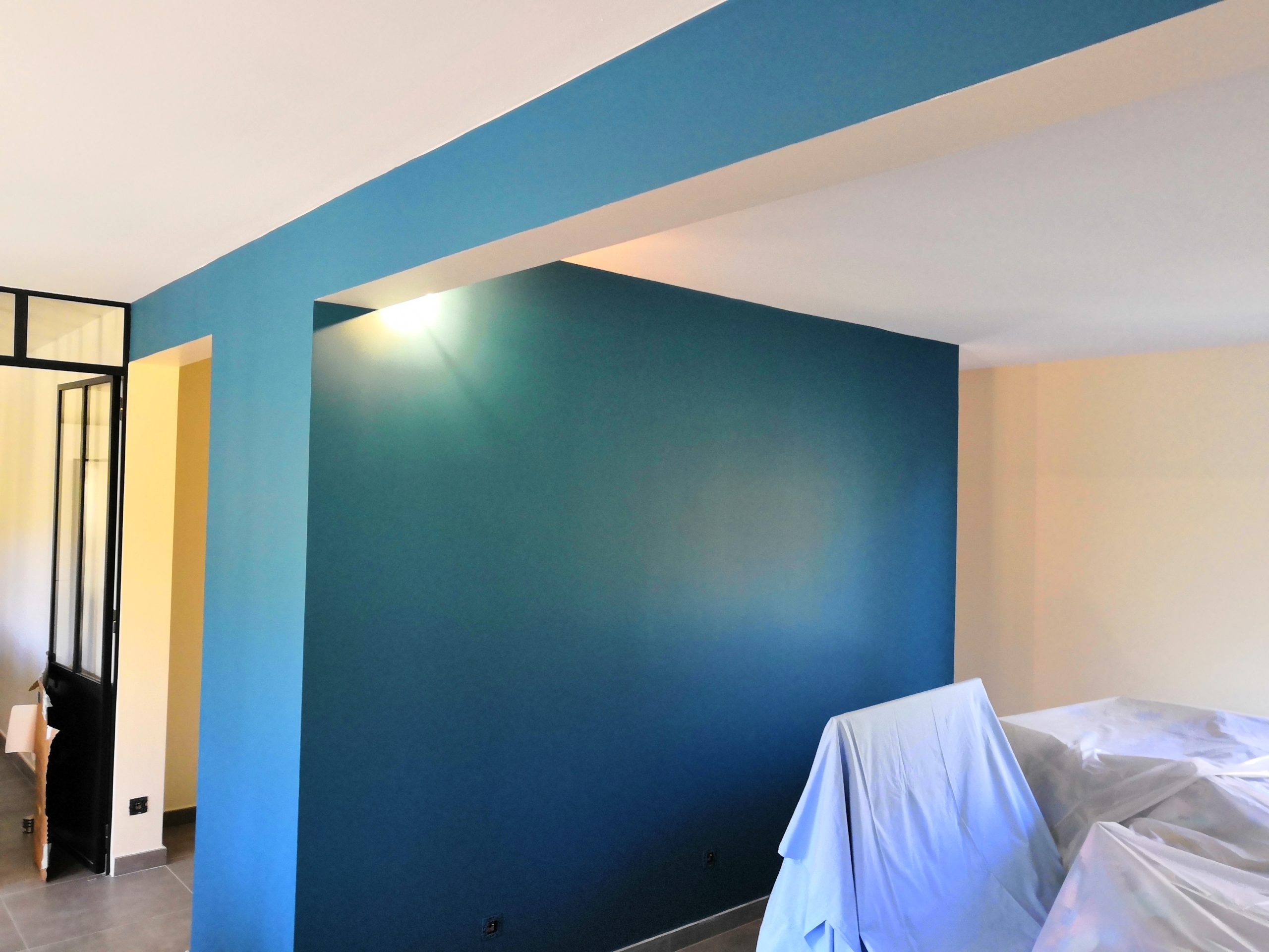 services professionnels de rénovation peinture intérieure pour transformer et moderniser vos espaces avec des finitions de qualité et un savoir-faire expert.