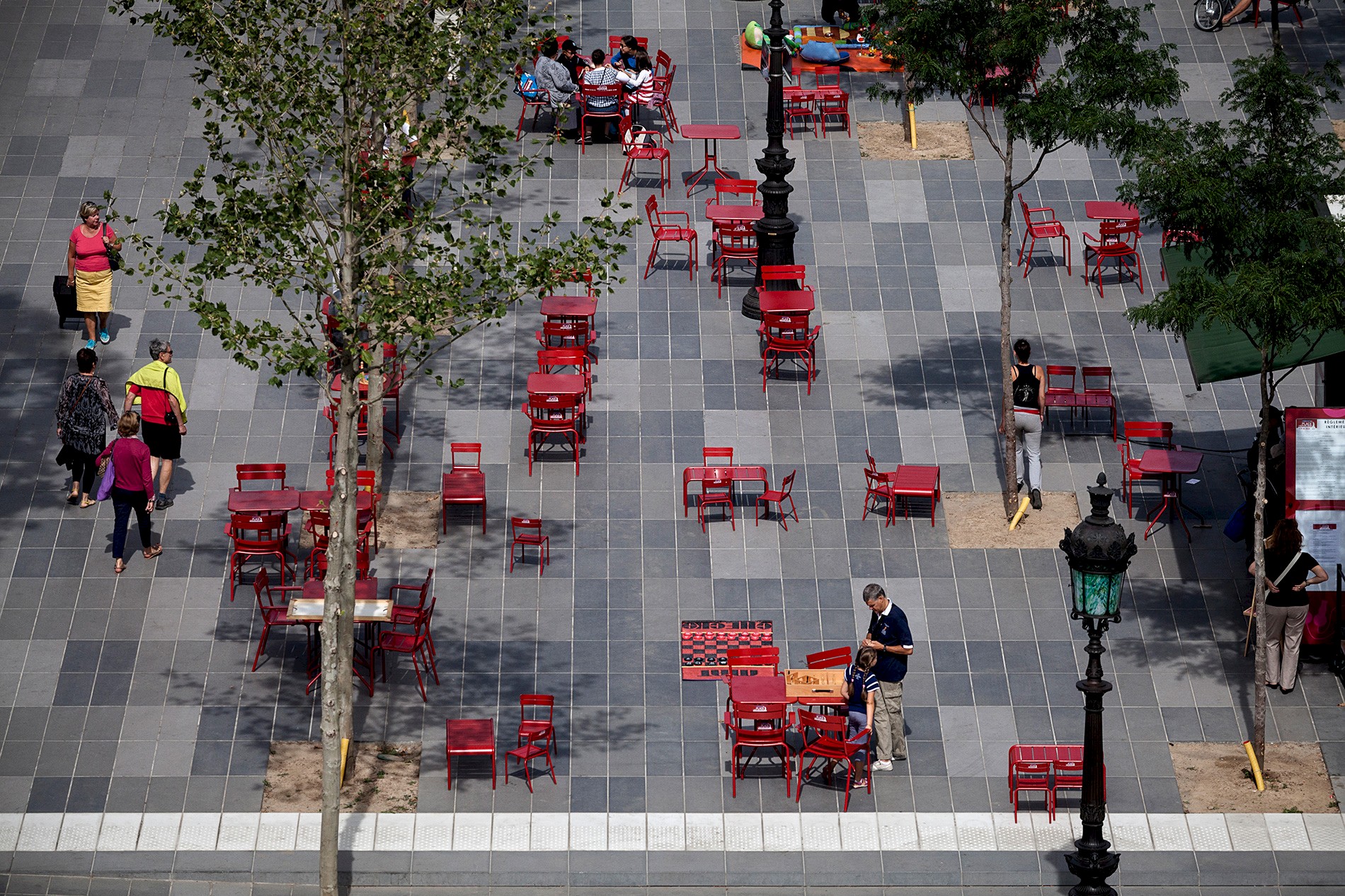 découvrez notre expertise en rénovation sur la place de la république à paris, alliant modernité et respect du patrimoine pour transformer vos espaces urbains.