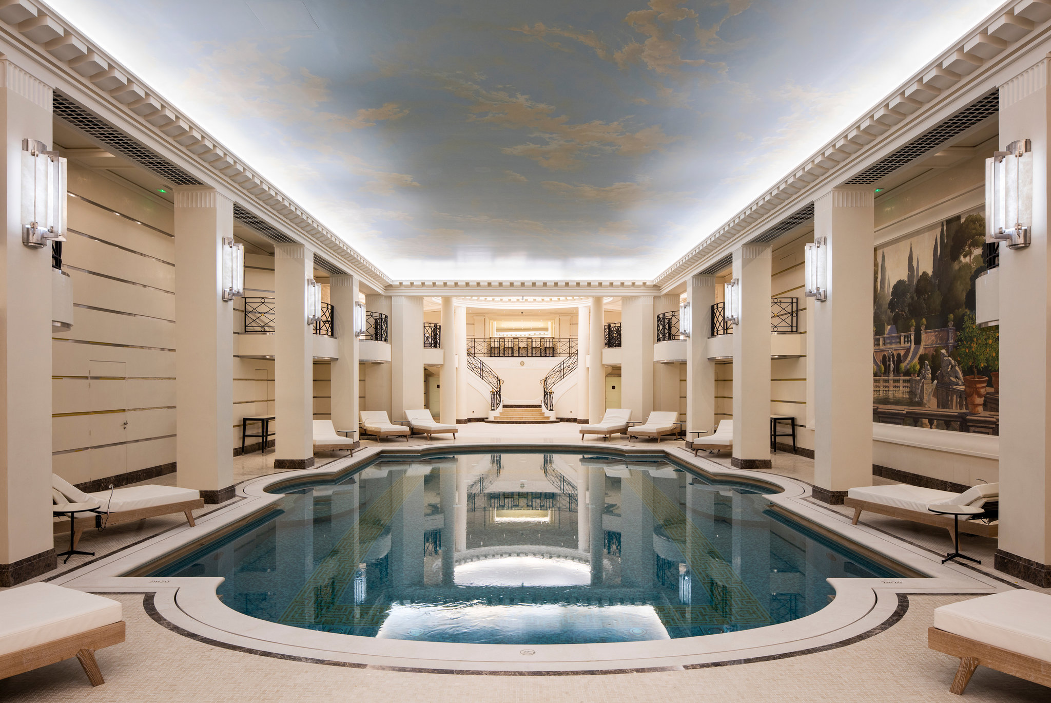 découvrez la rénovation exceptionnelle du ritz paris réalisée avec soin et expertise, mêlant luxe et tradition au cœur de la capitale.