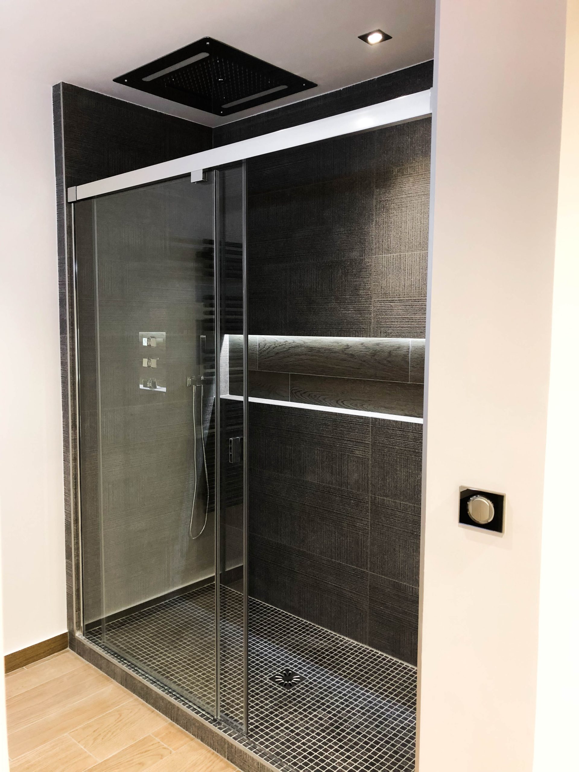 experts en rénovation de salle de bain à courbevoie : transformez votre espace avec des solutions modernes, esthétiques et adaptées à vos besoins.