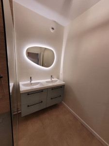 expertise en rénovation de salle de bain à courbevoie : transformez votre espace avec des solutions sur mesure, design moderne et qualité professionnelle.