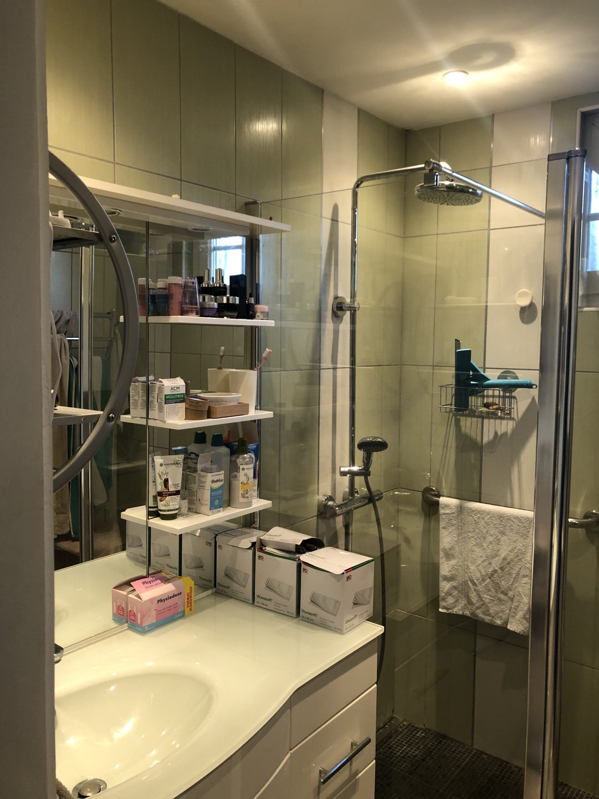 découvrez nos services experts de rénovation de salle de bain à nointel pour transformer votre espace en un lieu moderne et fonctionnel. qualité et savoir-faire garantis.