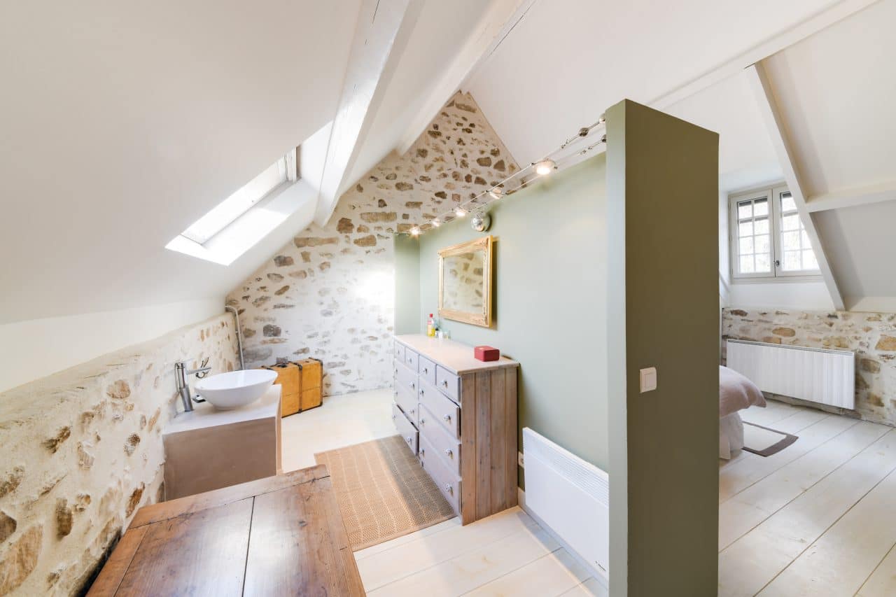 découvrez nos services professionnels de rénovation de salle de bain à nointel. transformez votre espace avec des solutions modernes et personnalisées pour un intérieur unique.