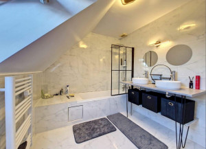 expert en rénovation de salle de bain à paris 14, nous transformons votre espace avec des matériaux de qualité et un savoir-faire professionnel. contactez-nous pour un devis personnalisé.