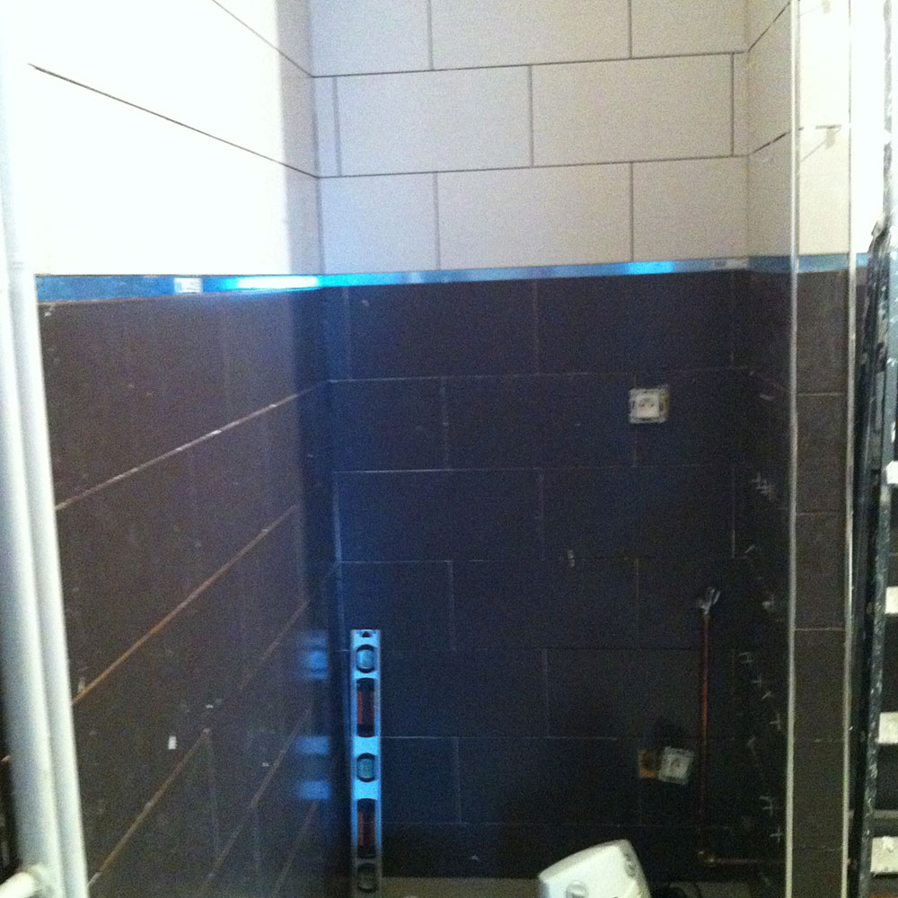 découvrez nos services professionnels de rénovation de salle de bains à 91700. transformez votre espace avec des solutions modernes et sur mesure pour un résultat élégant et fonctionnel.