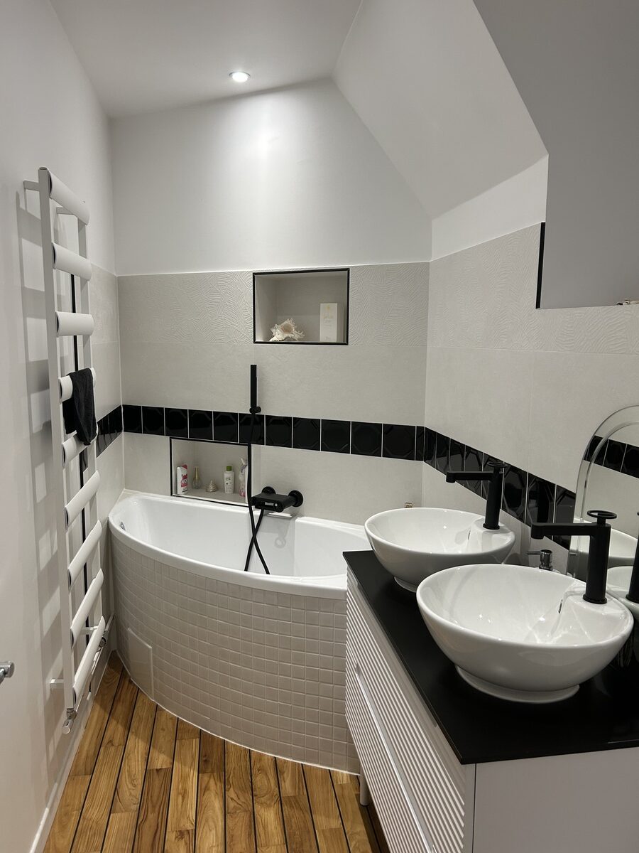 découvrez nos services de rénovation de salle de bains à montmagny en 2025. transformez votre espace avec des solutions modernes et personnalisées pour un confort optimal.