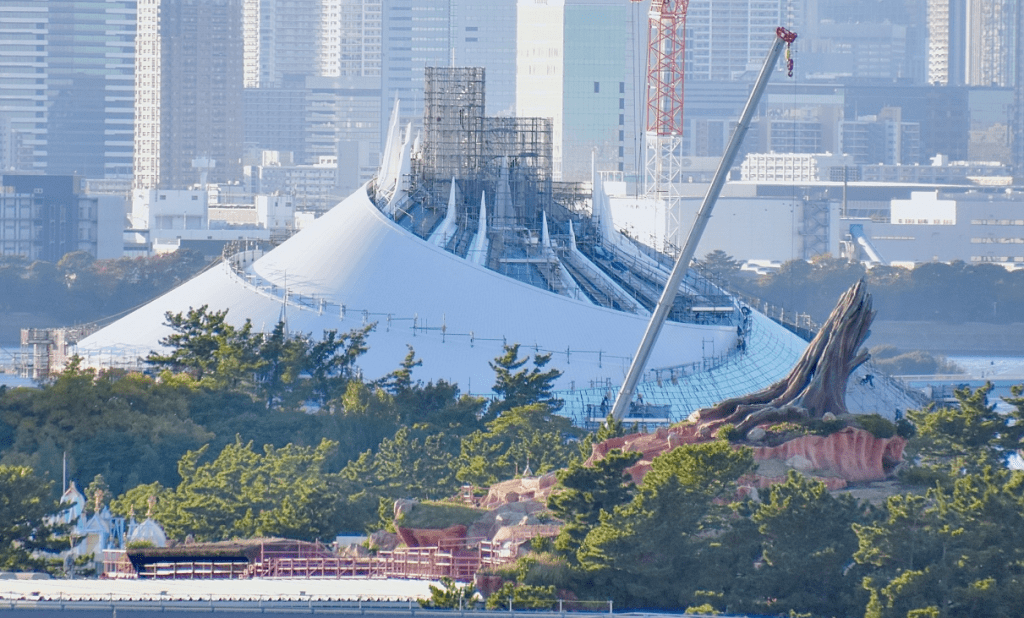 découvrez la rénovation de space mountain à disneyland prévue pour 2025, avec des améliorations spectaculaires qui promettent une expérience encore plus immersive et excitante pour toute la famille.