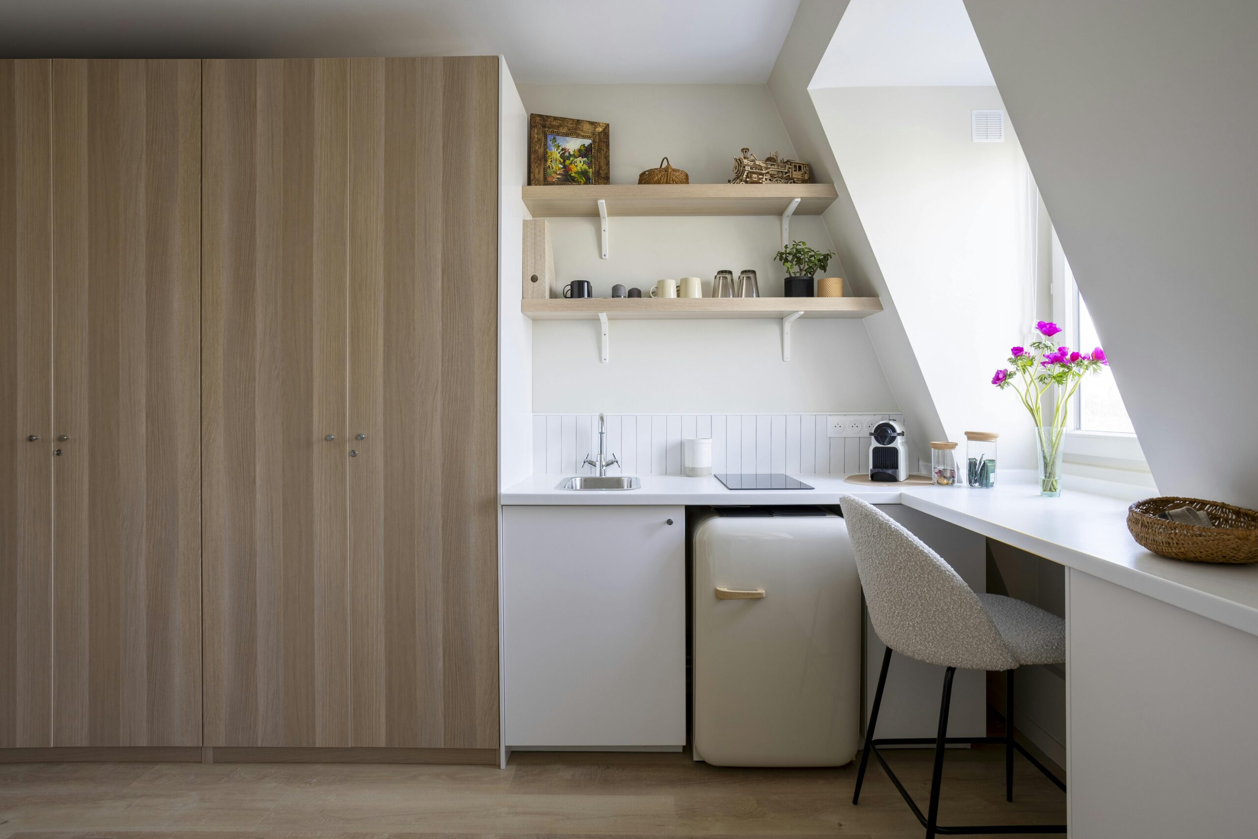 découvrez des conseils pratiques pour réussir la rénovation de votre studio à paris, optimiser l'espace et moderniser votre intérieur facilement.