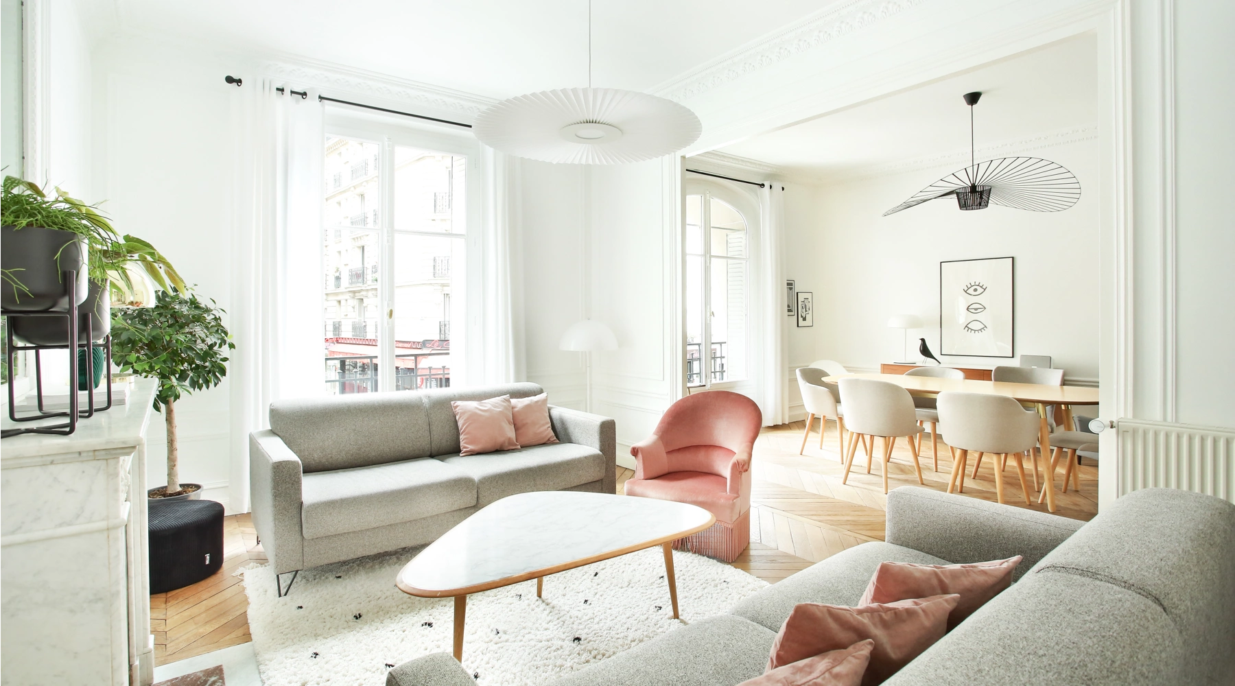 découvrez nos solutions de rénovation pour studio à paris, alliant design moderne et optimisation de l'espace pour un intérieur contemporain et fonctionnel.