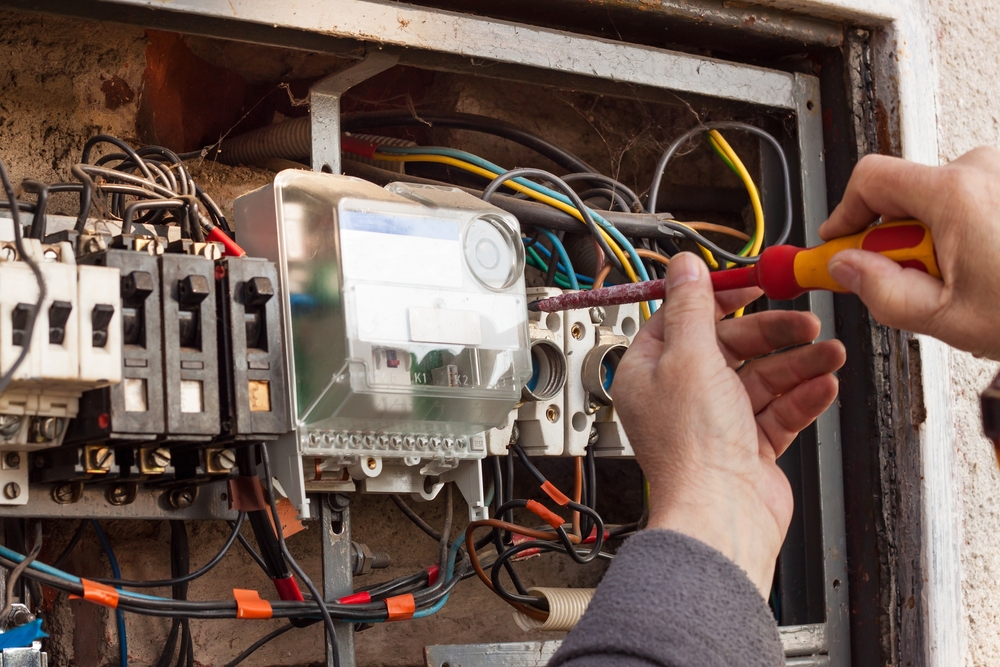 renovation tableau electrique 3 professionnels de la rénovation de tableaux électriques : sécurisez votre installation et améliorez la performance de votre système électrique avec notre expertise certifiée.