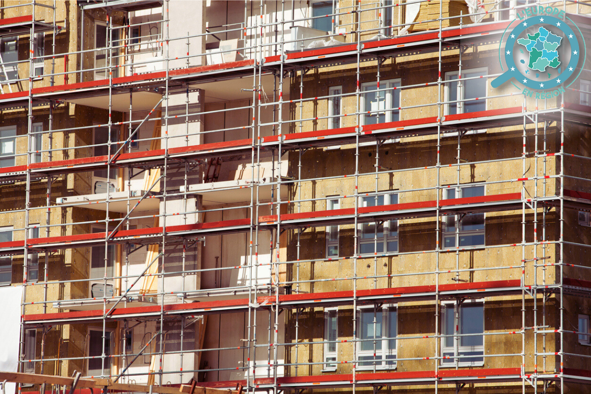 découvrez comment la rénovation thermique peut vous aider à réduire vos factures d'énergie tout en améliorant le confort de votre logement.