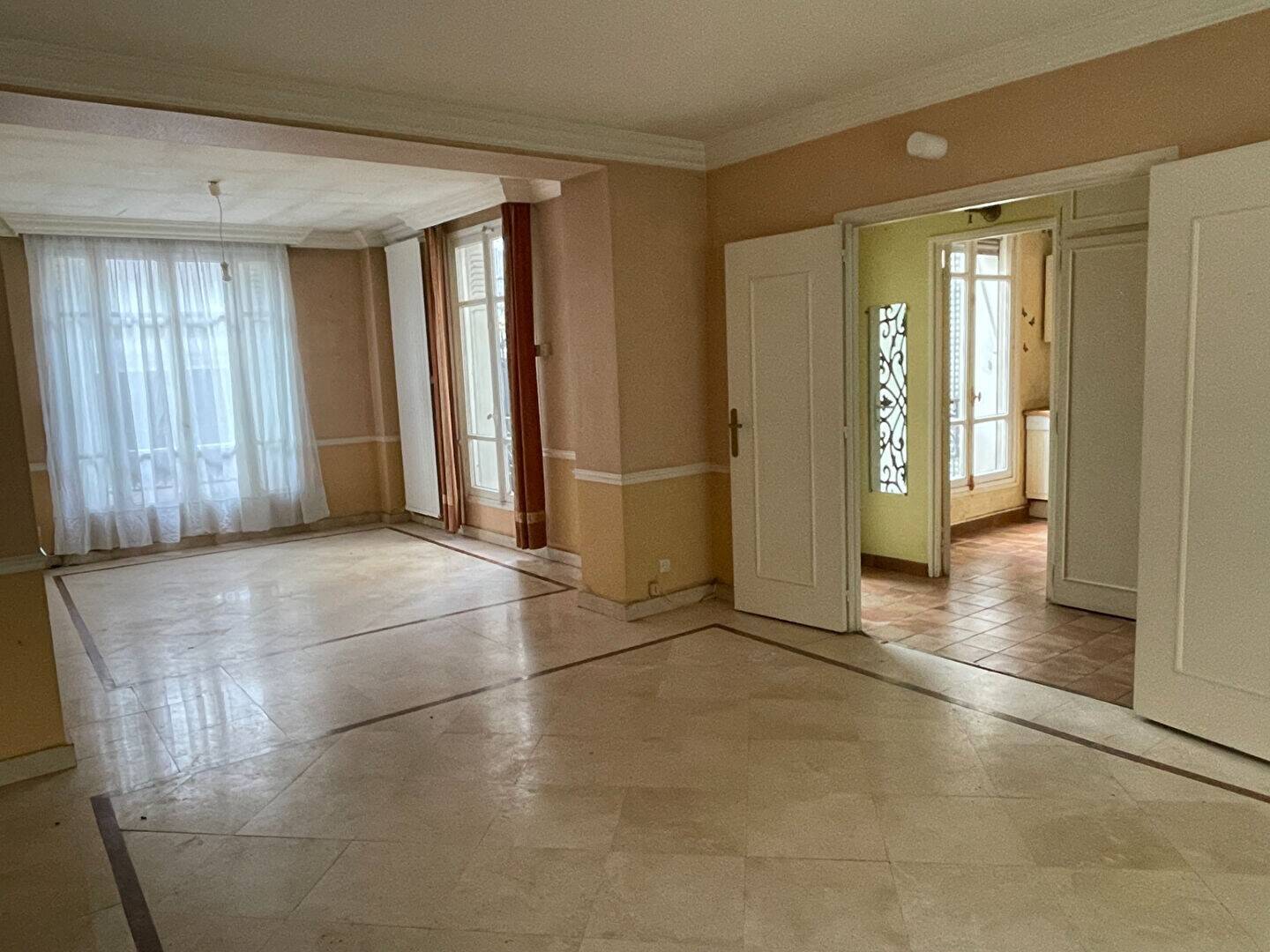 découvrez nos services professionnels pour rénover votre maison à vincennes. qualité, expertise et conseils personnalisés pour tous vos projets de rénovation.