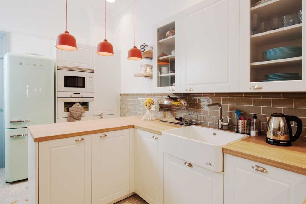 découvrez des astuces et conseils pratiques pour rénover votre cuisine avec style et efficacité. transformez votre espace culinaire en un lieu moderne et fonctionnel.