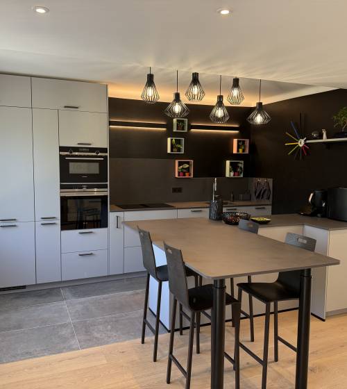 découvrez les étapes clés et conseils pratiques pour rénover votre cuisine à nainville-les-roches. transformez votre espace avec facilité et style grâce à nos astuces d'experts.