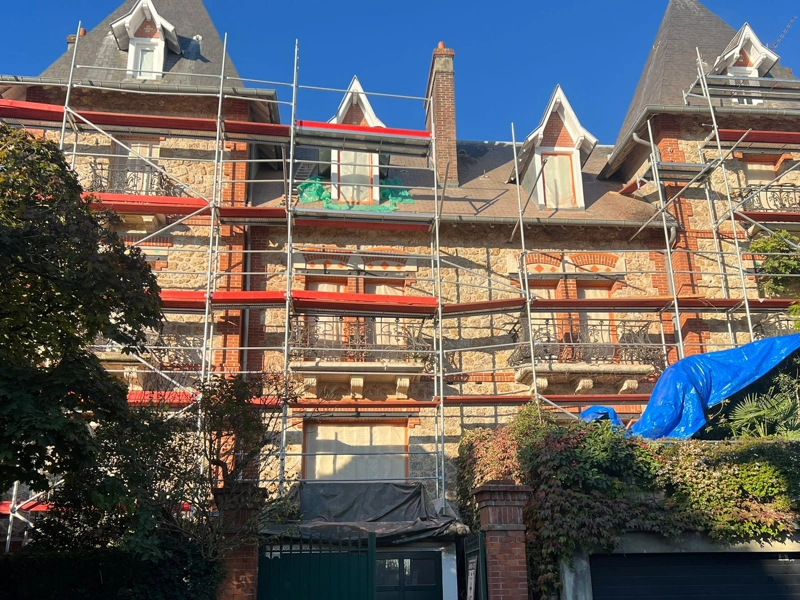 découvrez nos solutions expertes pour rénover la façade de votre maison plain-pied à paris, alliant esthétique et durabilité pour un extérieur rénové avec goût.