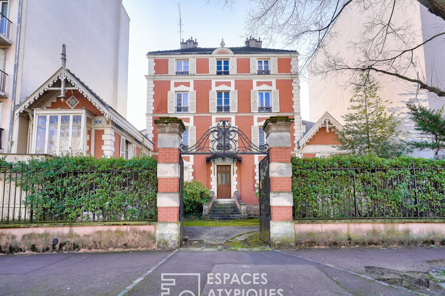 découvrez nos services experts pour rénover votre hôtel particulier à paris, alliant patrimoine et modernité pour un résultat unique et élégant.