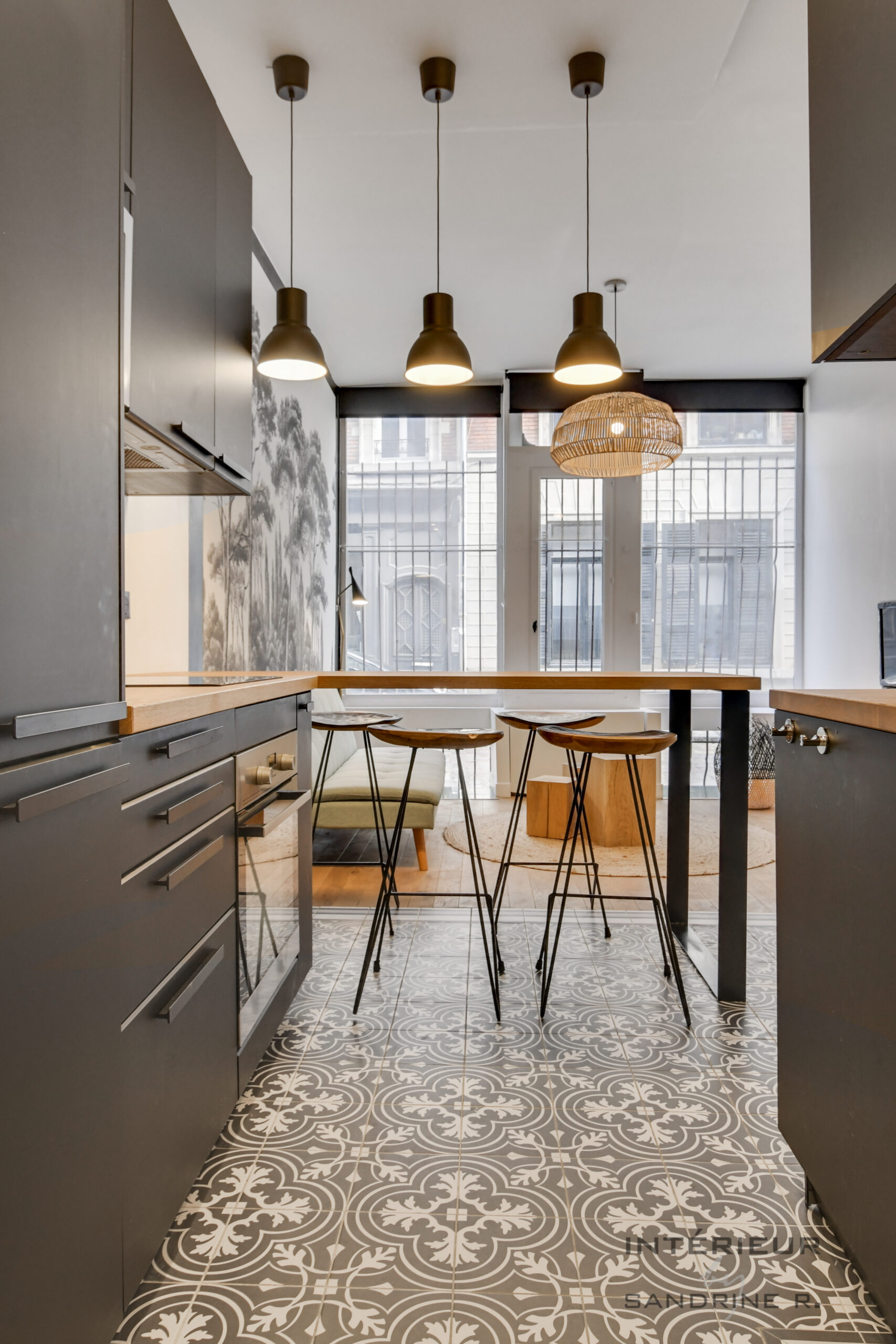 découvrez nos services professionnels pour rénover votre intérieur à nanterre. transformation complète, design moderne et qualité garantie pour votre habitat.