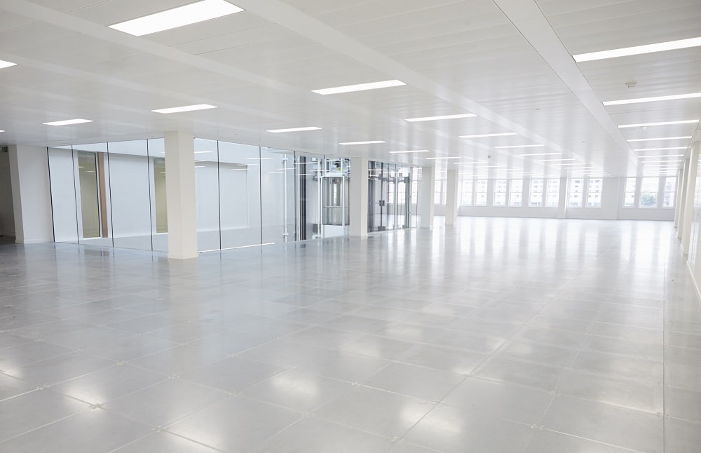 découvrez nos solutions professionnelles pour rénover vos locaux commerciaux et optimiser votre espace de travail avec style et fonctionnalité.