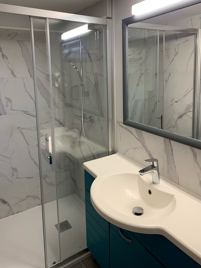 découvrez des conseils modernes pour rénover votre salle de bain à dagny 77320. transformez votre espace avec des idées tendances et pratiques adaptées à vos besoins.